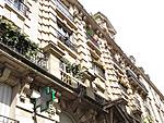 点击图片以查看大图

名称:	巴黎街头普通的民居，注意看檐下门头窗基栏杆.JPG
查看次数:	54
文件大小:	286.9 KB
ID:	57503